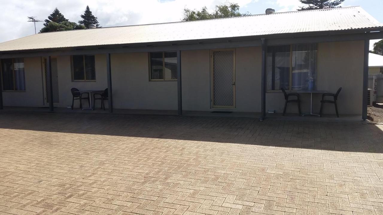 Esperance Bay Holiday Park Buitenkant foto